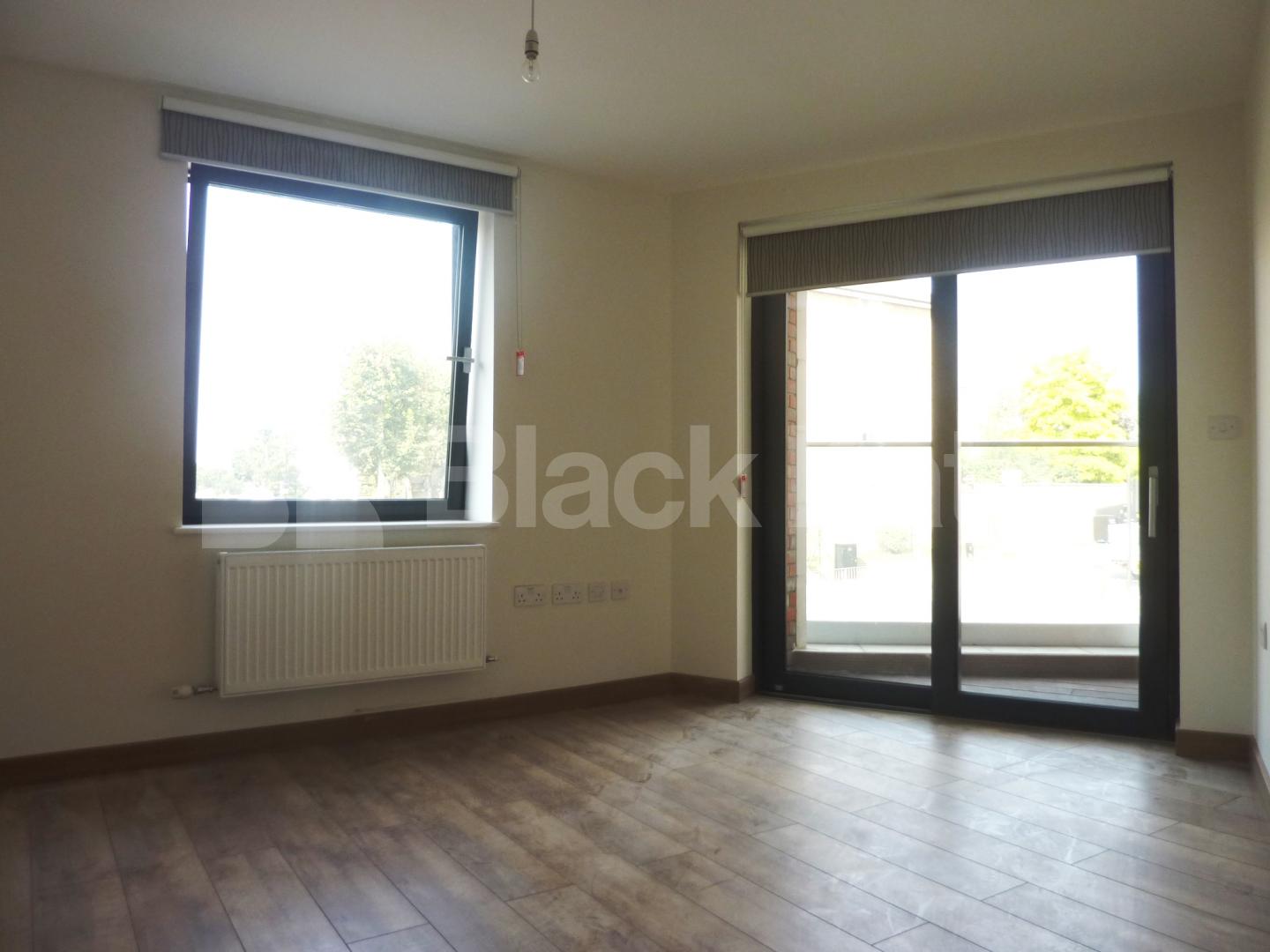 			MODERN TWO BED MINS TO TUBE !, 2 Bedroom, 1 bath, 1 reception Flat			 York Way , KINGS CROSS / CAMDEN